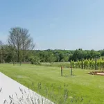 Villa Levak