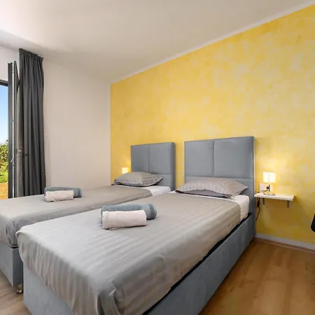 Villa Levak *
